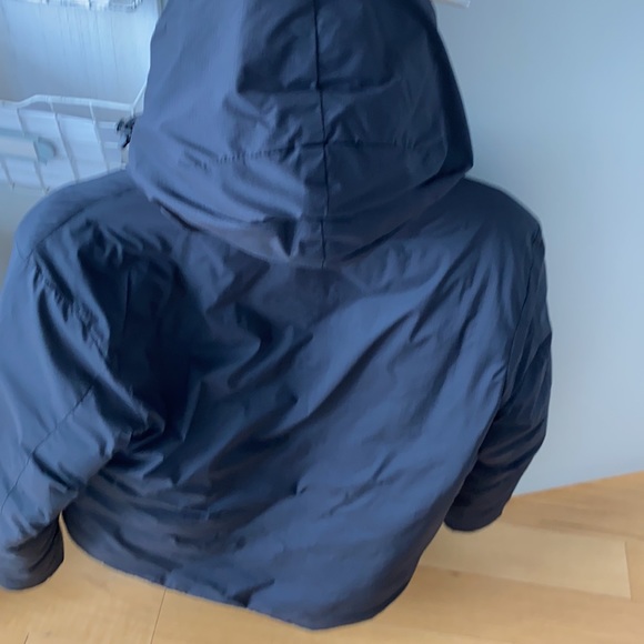 Canada Goose Lodge Hoody - Picture 7 of 8